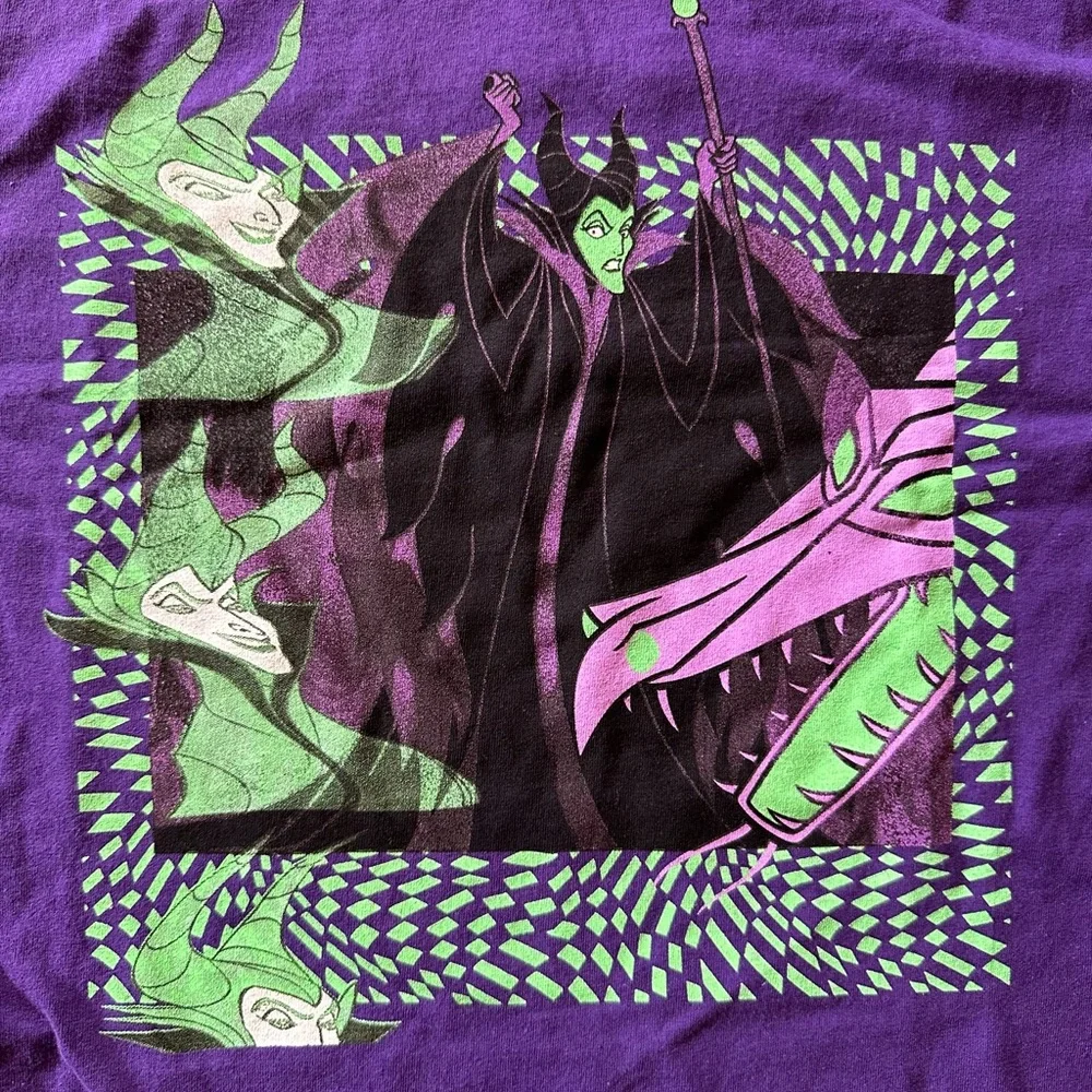๐๐NWOT Maleficent Disney Villains S Long Sleeve Shirt๐๐ - Picture 4 of 6